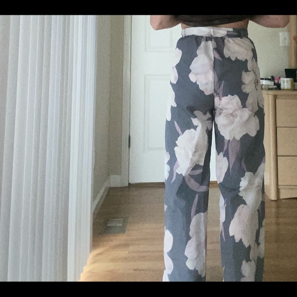 Wide legs pastel pants - Picture 2 of 6